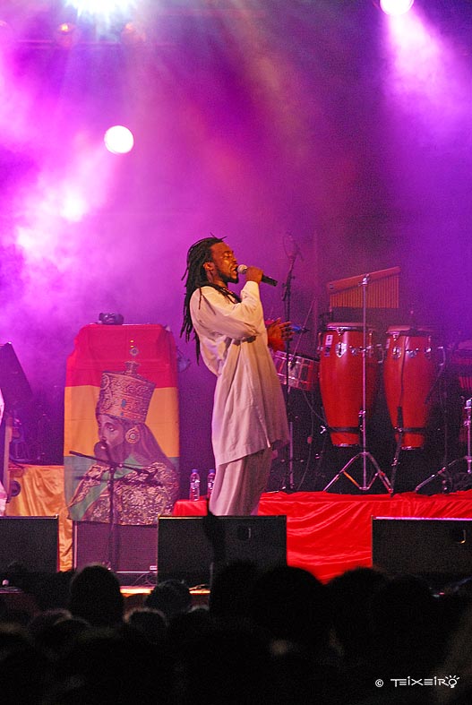 daara j por Teixeiro